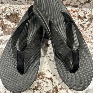 SALE! CHACO’s light-weight, low profile Flip Flop perfect for all day.
